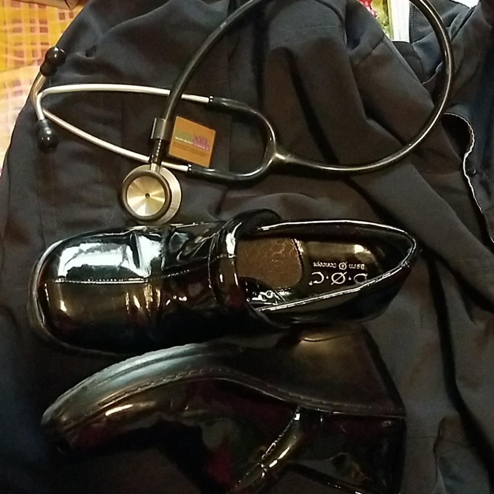 BOC Patten leather black scrub shoes size 7